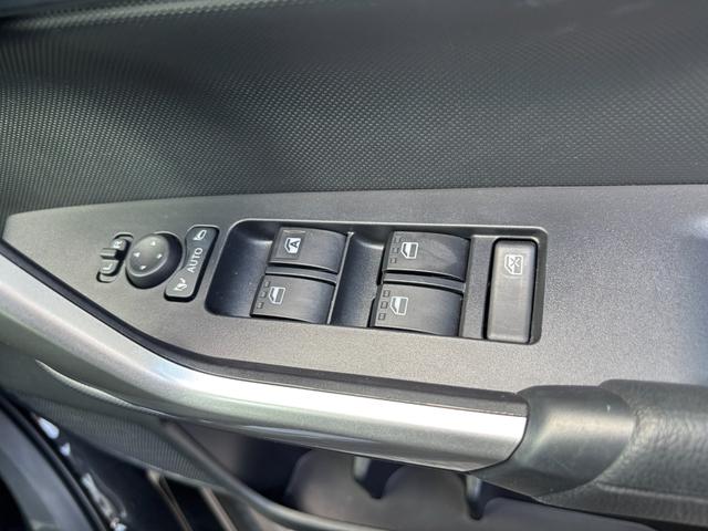 ロッキープレミアムＧ　ＨＥＶ１７インチアルミホイール　ＵＶＩＲカット遮音ガラス　フルＬＥＤヘッドランプ　キーフリーシステム　革巻きステアリングホイール　本革シフトノブ　アクティブマルチインフォメーションメーター（静岡県）の中古車