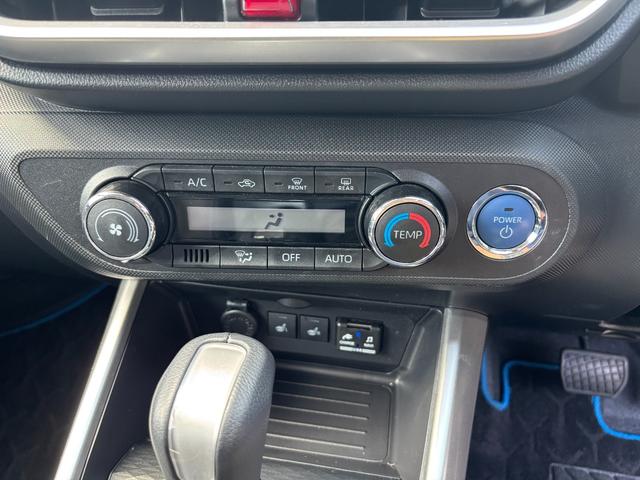 ロッキープレミアムＧ　ＨＥＶ１７インチアルミホイール　ＵＶＩＲカット遮音ガラス　フルＬＥＤヘッドランプ　キーフリーシステム　革巻きステアリングホイール　本革シフトノブ　アクティブマルチインフォメーションメーター（静岡県）の中古車