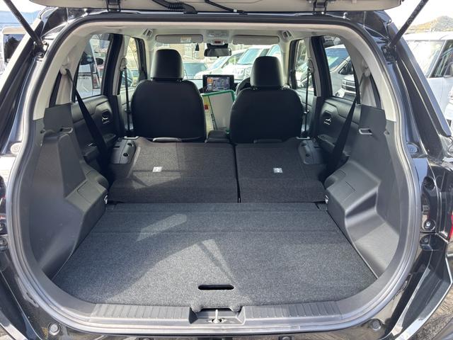 ロッキープレミアムＧ　ＨＥＶ１７インチアルミホイール　ＵＶＩＲカット遮音ガラス　フルＬＥＤヘッドランプ　キーフリーシステム　革巻きステアリングホイール　本革シフトノブ　アクティブマルチインフォメーションメーター（静岡県）の中古車