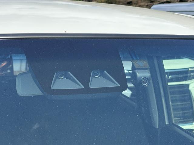 ムーヴカスタム　ＸリミテッドII　ＳＡIII１４インチアルミホイール　ウレタンインパネセンターシフト　スーパーＵＶＩＲカットガラス（フロントドア）　ＬＥＤヘッドランプ　自発光式２眼メーター　ＴＦＴカラーマルチインフォメーションディスプレイ（静岡県）の中古車