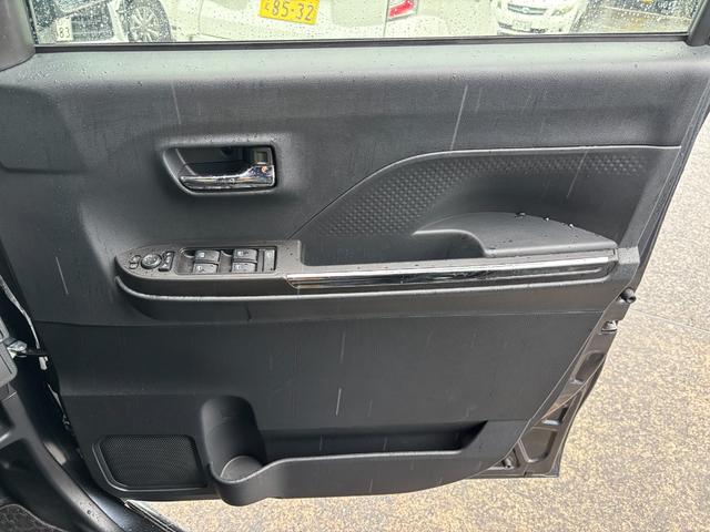 タントカスタムＸ１４インチアルミホイール　大型エアロバンパー　フルＬＥＤヘッドランプ　オート格納式カラードドアミラー　両側パワースライドドア　キーフリーシステム　プッシュボタンスタート（静岡県）の中古車