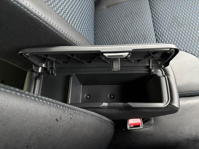 タントカスタムＸ１４インチアルミホイール　大型エアロバンパー　フルＬＥＤヘッドランプ　オート格納式カラードドアミラー　両側パワースライドドア　キーフリーシステム　プッシュボタンスタート（静岡県）の中古車