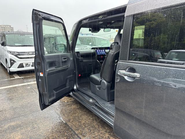 タントカスタムＸ１４インチアルミホイール　大型エアロバンパー　フルＬＥＤヘッドランプ　オート格納式カラードドアミラー　両側パワースライドドア　キーフリーシステム　プッシュボタンスタート（静岡県）の中古車