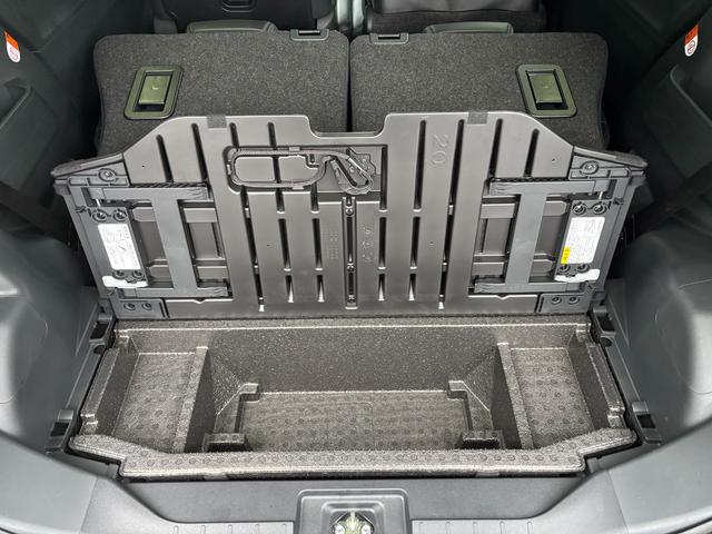 タントカスタムＸ１４インチアルミホイール　大型エアロバンパー　フルＬＥＤヘッドランプ　オート格納式カラードドアミラー　両側パワースライドドア　キーフリーシステム　プッシュボタンスタート（静岡県）の中古車