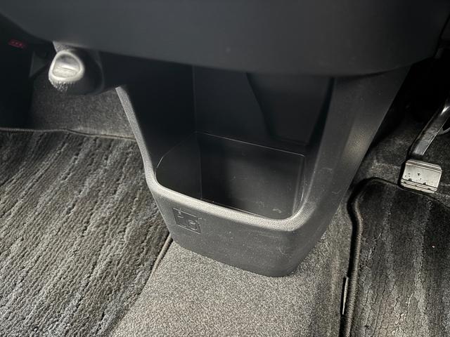 ムーヴカスタム　Ｘ　ＳＡII１４インチアルミホイール　スーパーＵＶＩＲカットガラス　ウレタンステアリングホイール　ウレタンインパネセンターシフト　ＬＥＤルームランプ（静岡県）の中古車