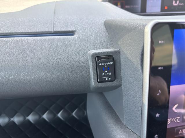 タントカスタムRS15インチアルミホイール キーフリーシステム プッシュボタンスタート オートエアコン(プッシュ式) フルLEDヘッドランプ オート格納式カラードドアミラー 本革巻ステアリングホイール(静岡県)の中古車