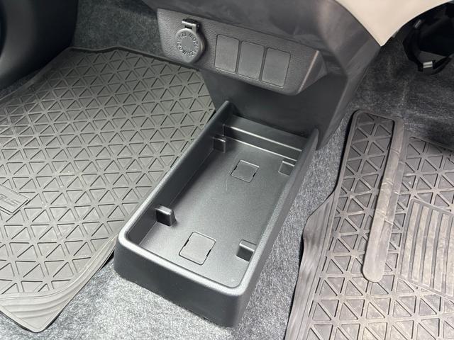 ミライースX SAIII14インチフルホイールキャップ LEDヘッドランプ 電動格納式(カラード)ドアミラー 自発光式デジタルメーターブルーイルミネーションメーター マニュアルエアコン(ダイヤル式) キーレスエントリー(静岡県)の中古車