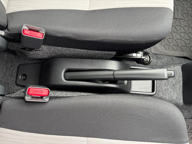 ミライースX SAIII14インチフルホイールキャップ LEDヘッドランプ 電動格納式(カラード)ドアミラー 自発光式デジタルメーターブルーイルミネーションメーター マニュアルエアコン(ダイヤル式) キーレスエントリー(静岡県)の中古車