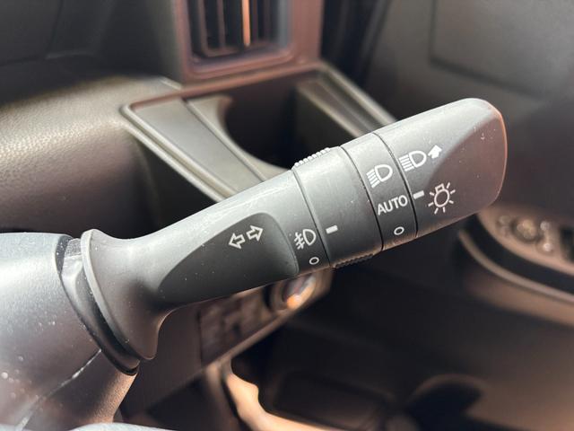 タントカスタムX14インチアルミホイール 大型エアロバンパー フルLEDヘッドランプ オート格納式カラードドアミラー 両側パワースライドドア キーフリーシステム プッシュボタンスタート(静岡県)の中古車