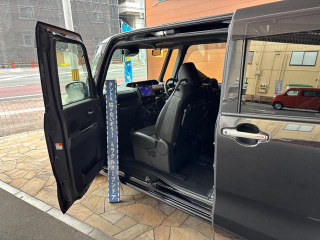 タントカスタムX14インチアルミホイール 大型エアロバンパー フルLEDヘッドランプ オート格納式カラードドアミラー 両側パワースライドドア キーフリーシステム プッシュボタンスタート(静岡県)の中古車