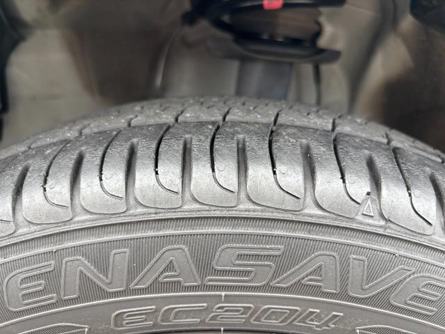 ミラトコットX SAIIIキーフリーシステム プッシュボタンスタート マニュアルエアコン UVカットガラス 14インチフルホイールキャップ 電動格納ドアミラー パワーウィンドウ(静岡県)の中古車