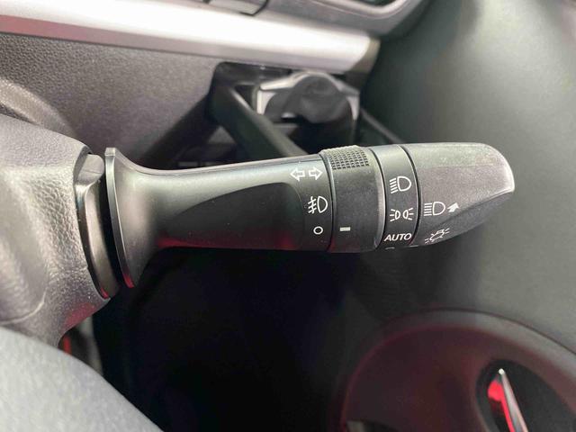 タントカスタムRS トップエディションVS SAIII 保証付きタイヤ新品 ナビ ETC バックカメラ(静岡県)の中古車