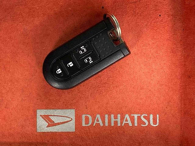 タントカスタムRS トップエディションVS SAIII 保証付きタイヤ新品 ナビ ETC バックカメラ(静岡県)の中古車