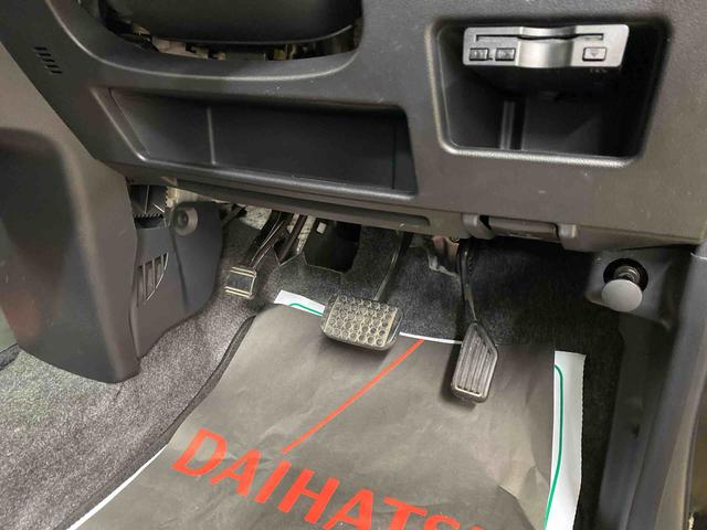 タントカスタムRS トップエディションVS SAIII 保証付きタイヤ新品 ナビ ETC バックカメラ(静岡県)の中古車