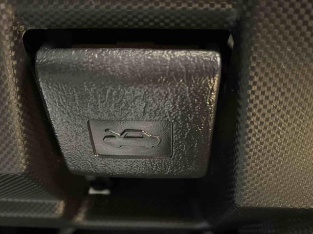 ロッキープレミアムG タイヤ新品 保証付きまごころ保証1年付き 記録簿 取扱説明書 ディスプレイオーディオ ETC バックカメラ 衝突被害軽減システム スマートキー オートマチックハイビーム アルミホイール レーンアシスト ワンオーナー(静岡県)の中古車