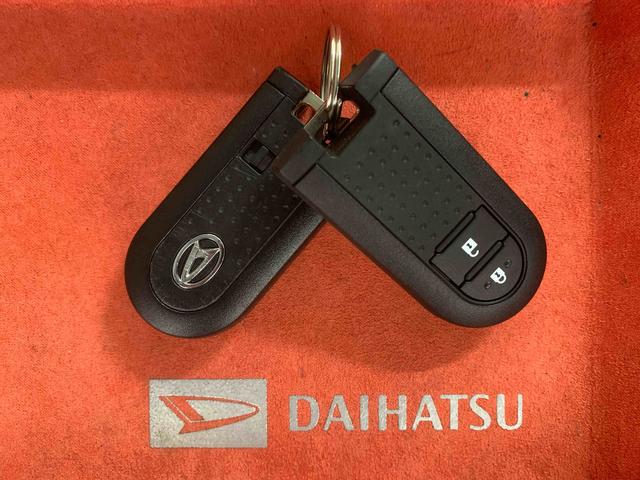 ムーヴX タイヤ新品まごころ保証1年付き 記録簿 取扱説明書 ナビ スマートキー アルミホイール ワンオーナー エアバッグ エアコン パワーステアリング パワーウィンドウ ABS(静岡県)の中古車