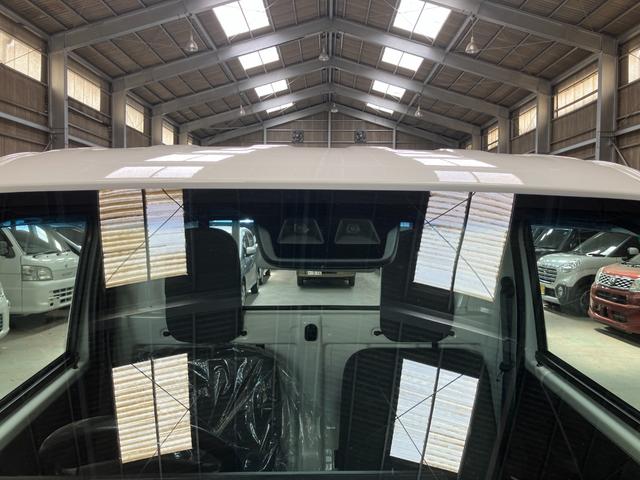 ハイゼットトラックスタンダード　農用スペシャルＳＡIIIｔ衝突安全ボディ　衝突被害軽減ブレーキ　４枚リーフスプリング　ＡＭＦＭラジオ　荷台ランプ　ハイロー切り替えレバー４ＷＤ　５速ミッション　荷台マット（和歌山県）の中古車