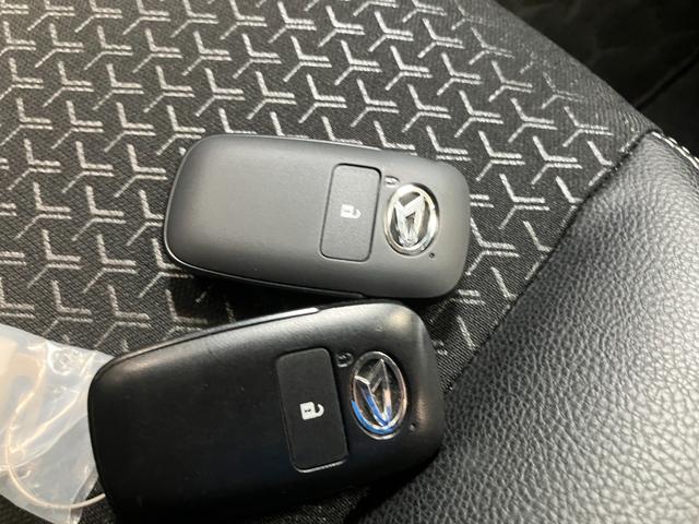 ロッキープレミアムＧパノラマ対応カメラ　９インチナビ　ドラレコ付き　ＥＴＣ車載器　シートヒーター（和歌山県）の中古車
