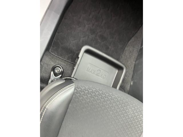 ロッキープレミアムワンオーナー・純正ナビ・ドライブレコーダー・ＥＴＣ・バックモニター（和歌山県）の中古車