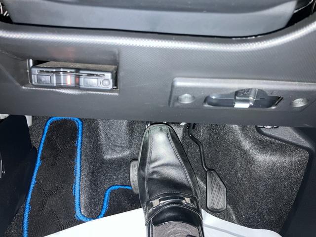 ロッキープレミアムＧ　ＨＥＶ９インチディスプレイオーディオ　パノラマ対応カメラ　シートヒーター　ＬＥＤヘッドランプ　衝突被害軽減ブレーキ　アダプティブクルーズコントロール（和歌山県）の中古車