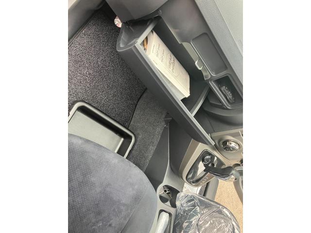 ビーゴCXリミテッドフルタイム4WD 純正HDDナビ キーフリーシステム フォグランプ ディスチャージヘッドランプ ETC車載器 ドラレコアルミホイール(和歌山県)の中古車