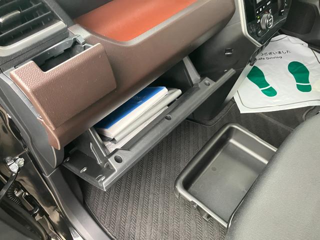 トールG リミテッドII SAIIIGリミテッドIISAIII 衝突被害軽減ブレーキ ETC車載器 7インチナビ パノラマ対応カメラ オートエアコン シートヒーター ドライブレコーダー後席シートスライド LEDヘッドランプ(和歌山県)の中古車