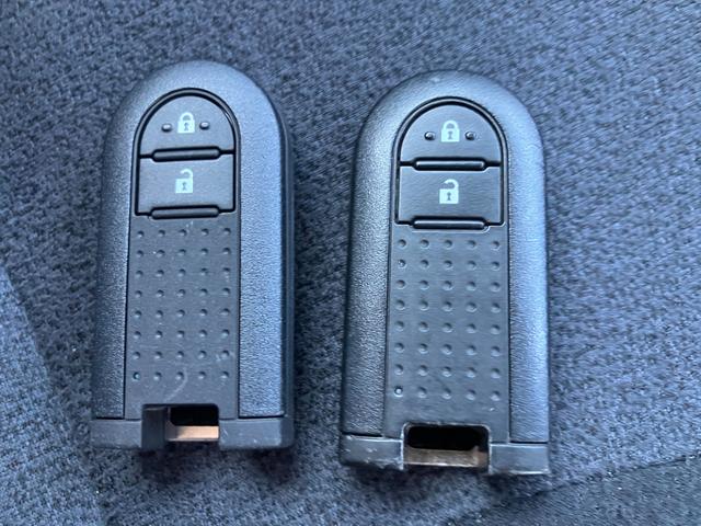 ムーヴキャンバスＸメイクアップ　ＳＡII衝突被害軽減ブレーキ　衝突安全ボディ　プッシュスタートボタン　スマートキー　ＥＴＣ車載器　７インチナビ　バックカメラ　ベンチシート　後席シートスライド　オートエアコン　ハロゲンヘッドランプ（和歌山県）の中古車