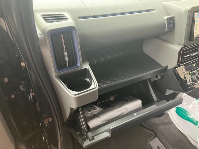 タントカスタムＸセレクション衝突安全ボディ　衝突被害軽減ブレーキ　ＬＥＤヘッドランプ　両側パワースライドドア　シートヒーター　７インチナビ　バックカメラ　ＥＴＣ車載器　プッシュスタートボタン　オートエアコン１４インチアルミ（和歌山県）の中古車