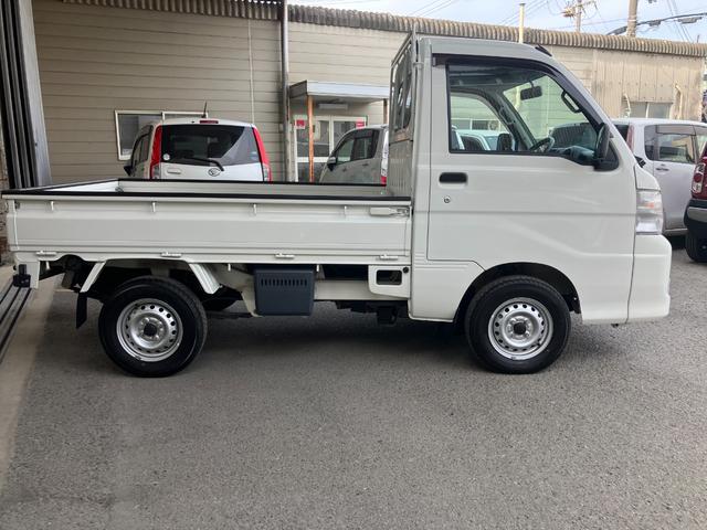 ハイゼットトラック農用スペシャル衝突安全ボディ　ＡＭＦＭラジオ　エアコン　パワーステアリング　４ＷＤ５速ミッション　荷室ランプ　ハロゲンヘッドランプ（和歌山県）の中古車
