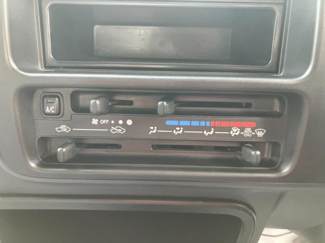 ハイゼットトラック農用スペシャル衝突安全ボディ　ＡＭＦＭラジオ　エアコン　パワーステアリング　４ＷＤ５速ミッション　荷室ランプ　ハロゲンヘッドランプ（和歌山県）の中古車