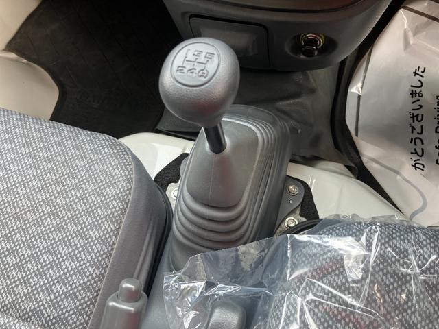 ハイゼットトラック農用スペシャル衝突安全ボディ　ＡＭＦＭラジオ　エアコン　パワーステアリング　４ＷＤ５速ミッション　荷室ランプ　ハロゲンヘッドランプ（和歌山県）の中古車