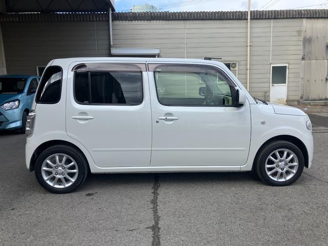 ミラココアココアＸスペシャルコーデワンオーナー　衝突安全ボディ　　ハロゲンヘッドランプ　スマートキー　オートエアコン　ＣＤチューナー　ベンチシート　アイドリングストップ　１４インチアルミホイール（和歌山県）の中古車