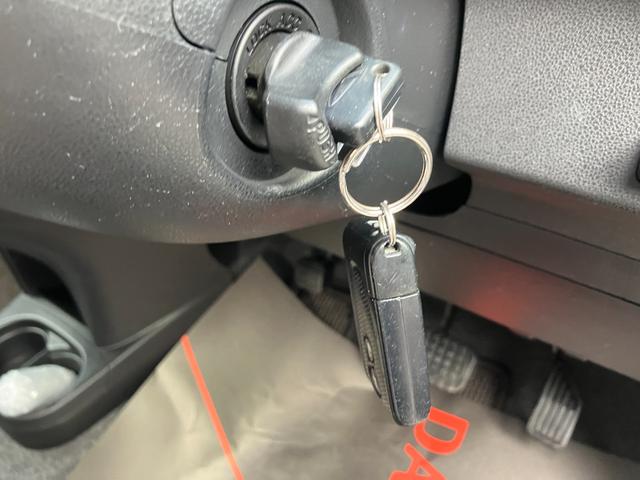 ミラココアココアＸスペシャルコーデワンオーナー　衝突安全ボディ　　ハロゲンヘッドランプ　スマートキー　オートエアコン　ＣＤチューナー　ベンチシート　アイドリングストップ　１４インチアルミホイール（和歌山県）の中古車