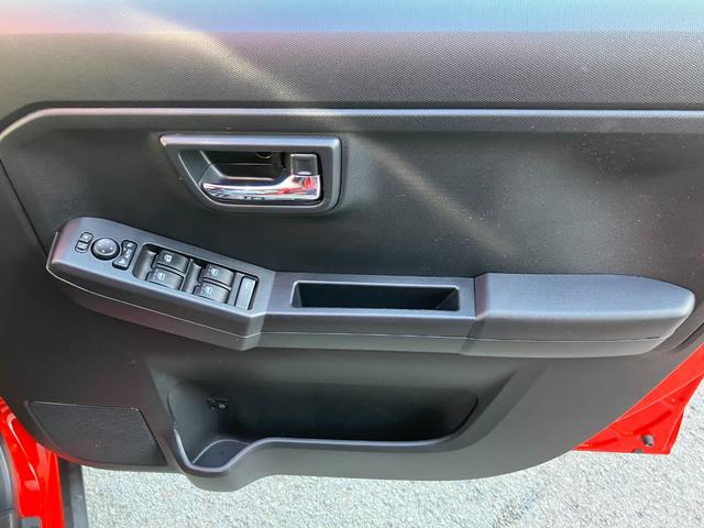 タフトＧワンオーナー　衝突安全ボディ　衝突被害軽減ブレーキ　ＬＥＤヘッドランプ　ＬＥＤフォグランプ　プッシュスタート　オートエアコン　電動パーキング　シートヒーター　ガラスルーフ　１５インチアルミホイール（和歌山県）の中古車