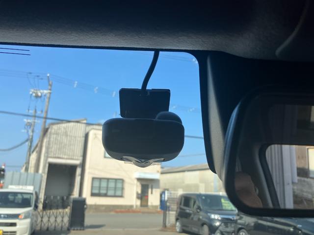 キャストアクティバＧ　リミテッド　ＳＡIII衝突安全ボディ　衝突被害軽減ブレーキ　ＬＥＤヘッドランプ　フォグランプ　プッシュスタートボタン　スマートキー　シートヒーター　パノラマ対応カメラ　７インチナビ　１５インチアルミホイール（和歌山県）の中古車