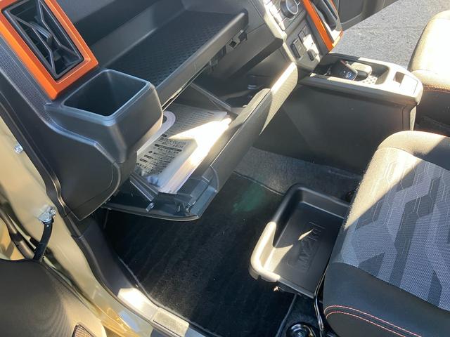 タフトＧターボ軽自動車　ガラスルーフ　ＬＥＤヘッドランプ　プッシュスタートボタン　電動パーキング　シートヒーター　オートライト　オートエアコンディスプレイオーディオ　パノラマ対応カメラ　１５インチアルミ（和歌山県）の中古車