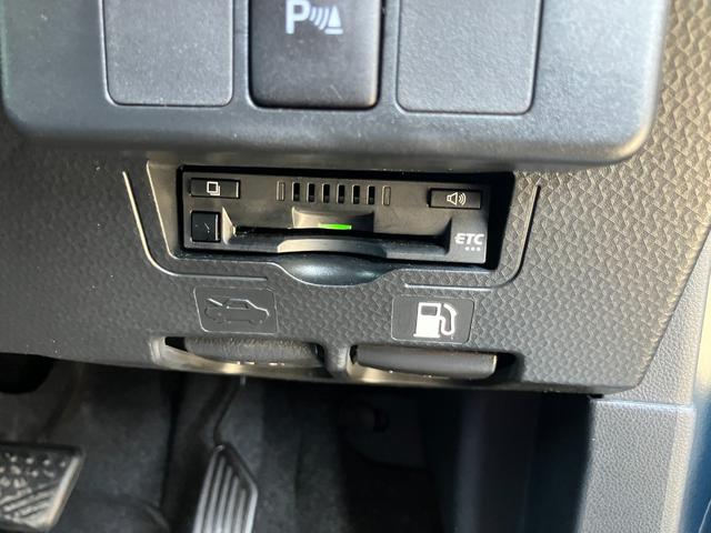 トールカスタムＧ小型乗用車　ＬＥＤヘッドランプ　プッシュスタートボタン　両側パワースライドドア　スマートキー　ディスプレイオーディオ　パノラマ対応カメラ　ＥＴＣ車載器電動パーキング　ドライブレコーダー（和歌山県）の中古車