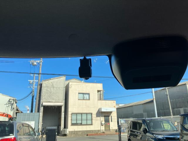 タントファンクロスターボ軽自動車　ワンオーナー　ＬＥＤヘッドランプ　プッシュスタートボタン　スマートキー　両側パワースライドドア　クリアランスソナー　オートライト　オートエアコン　７インチナビ　ＥＴＣ車載器　シートヒーター（和歌山県）の中古車