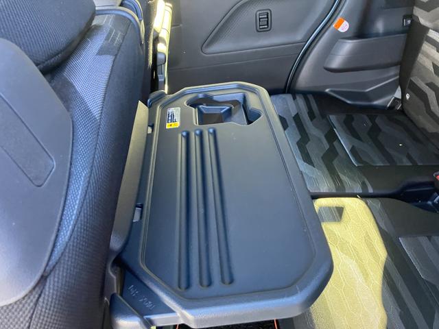 タントファンクロスターボ軽自動車　ワンオーナー　ＬＥＤヘッドランプ　プッシュスタートボタン　スマートキー　両側パワースライドドア　クリアランスソナー　オートライト　オートエアコン　７インチナビ　ＥＴＣ車載器　シートヒーター（和歌山県）の中古車