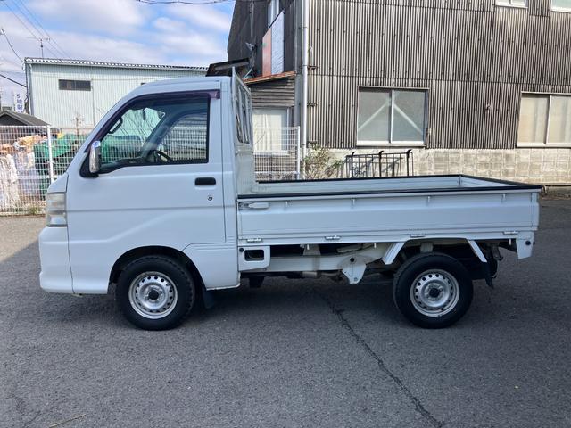ハイゼットトラックエアコン・パワステ　スペシャル軽自動車　衝突安全ボディ　４ＷＤ　３速オートマチック　マニュアルエアコン　ハロゲンヘッドランプ　１２インチラジアルタイヤ（和歌山県）の中古車
