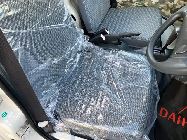 ハイゼットトラックエアコン・パワステ　スペシャル軽自動車　衝突安全ボディ　４ＷＤ　３速オートマチック　マニュアルエアコン　ハロゲンヘッドランプ　１２インチラジアルタイヤ（和歌山県）の中古車