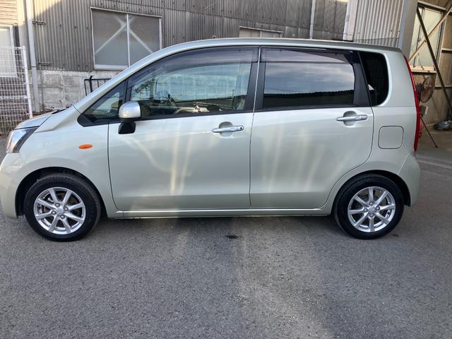 ムーヴＸ軽自動車　衝突安全ボディ　プッシュスタートボタン　スマートキー　オートエアコン　ＣＤチューナー　ベンチシート　後席シートスライド　１４インチアルミ　ハロゲンヘッドランプ（和歌山県）の中古車