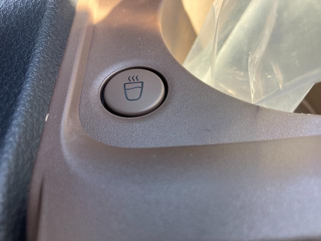 ムーヴキャンバスセオリーＧ軽自動車　衝突安全ボディ衝突被害軽減ブレーキ　ＬＥＤヘッドランプ　プッシュスタートボタン　オートエアコン　両側パワースライドドア　１４インチフルホイールキャップ　ナビ　バックカメラ　電動パーキング（和歌山県）の中古車