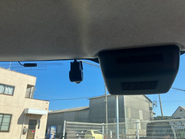 ムーヴキャンバスセオリーＧ軽自動車　衝突安全ボディ衝突被害軽減ブレーキ　ＬＥＤヘッドランプ　プッシュスタートボタン　オートエアコン　両側パワースライドドア　１４インチフルホイールキャップ　ナビ　バックカメラ　電動パーキング（和歌山県）の中古車