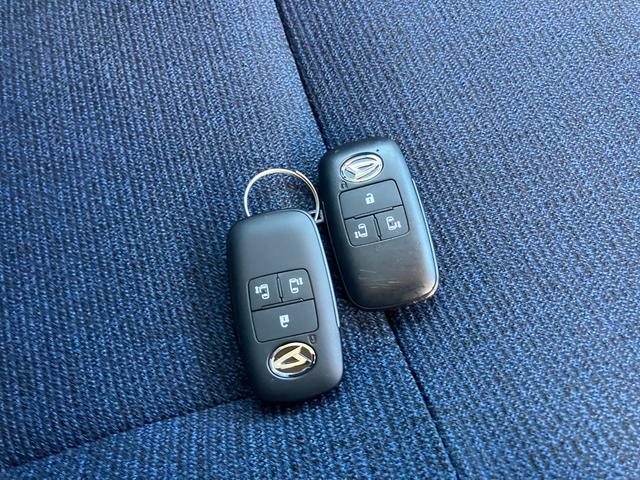 ムーヴキャンバスセオリーＧ軽自動車　衝突安全ボディ衝突被害軽減ブレーキ　ＬＥＤヘッドランプ　プッシュスタートボタン　オートエアコン　両側パワースライドドア　１４インチフルホイールキャップ　ナビ　バックカメラ　電動パーキング（和歌山県）の中古車