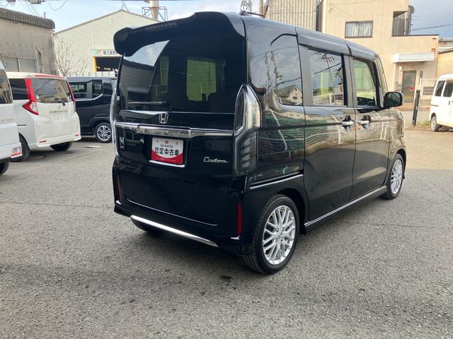 Ｎ−ＢＯＸカスタムＬターボ軽自動車　衝突安全ボディ衝突被害軽減ブレーキ　プッシュスタートボタン　両側パワースライドドア　オートエアコン　ナビ　バックカメラ　アダプティブクルーズコントロール　１５インチアルミ（和歌山県）の中古車