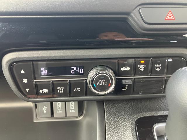 Ｎ−ＢＯＸカスタムＬターボ軽自動車　衝突安全ボディ衝突被害軽減ブレーキ　プッシュスタートボタン　両側パワースライドドア　オートエアコン　ナビ　バックカメラ　アダプティブクルーズコントロール　１５インチアルミ（和歌山県）の中古車