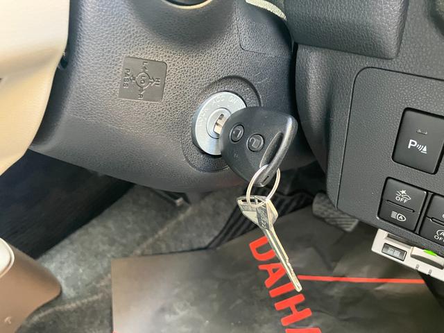 ミラトコットＬ　ＳＡIII軽自動車　衝突安全ボディ　衝突被害軽減ブレーキ　キーレスエントリー　ＤＶＤチューナー　クリアランスソナーバックカメラ　アイドリングストップ　１４インチフルホイールキャップ　ＬＥＤヘッドランプ（和歌山県）の中古車