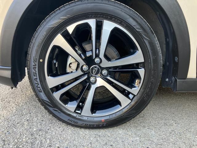 ロッキープレミアムＧ登録車　衝突安全ボディ　衝突被害軽減ブレーキ　プッシュスタートボタン　電動パーキング　クリアランスソナー　ナビ　ＥＴＣ車載器　シートヒーター１７インチアルミ（和歌山県）の中古車