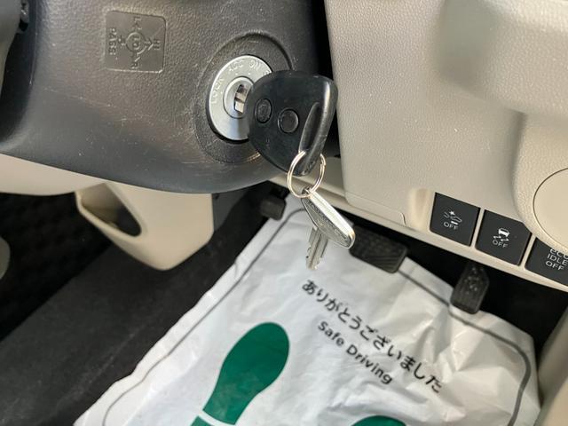 ムーヴフロントシートリフトＬ軽自動車　衝突安全ボディ衝突被害軽減ブレーキ　キーレスエントリー　アイドリングストップ　電動シートリフト　ＣＤチューナー１４インチフルホイールキャップ（和歌山県）の中古車